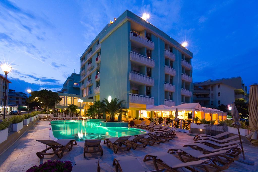 Hotel Montecarlo Bibione Extérieur photo